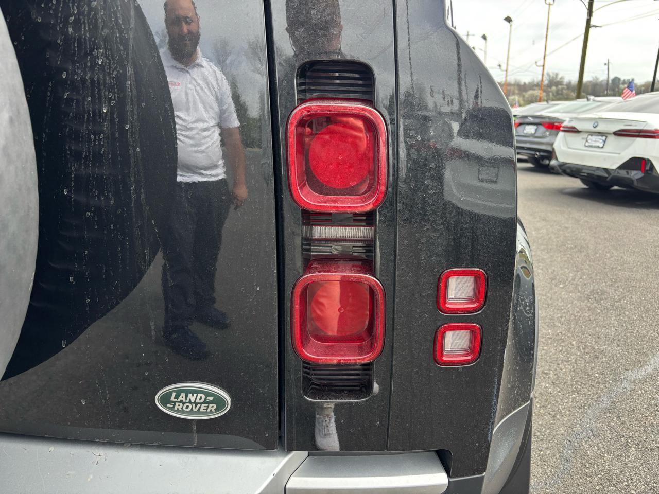 Land Rover Defender 110 S AWD 2023