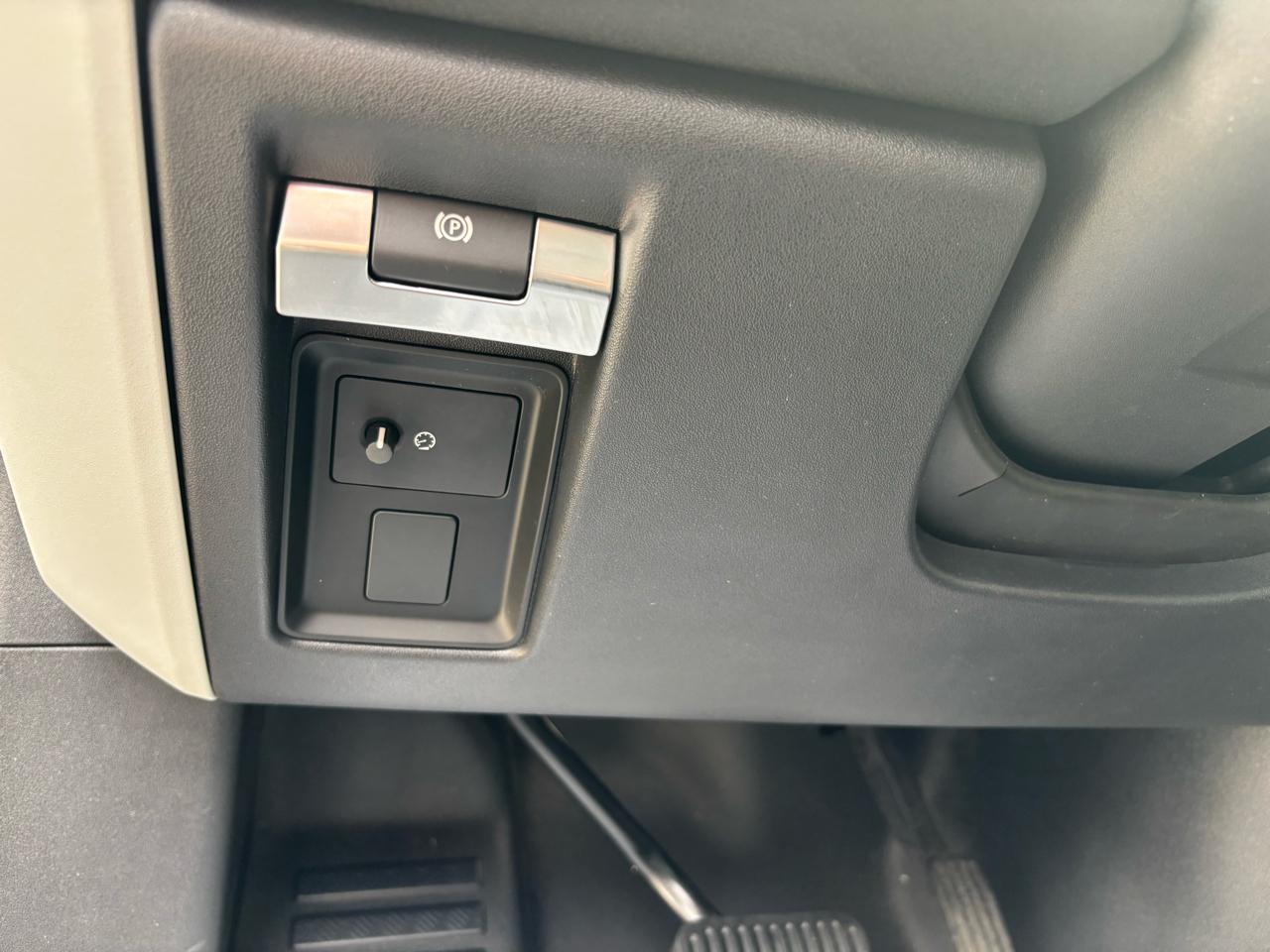 Land Rover Defender 110 S AWD 2023