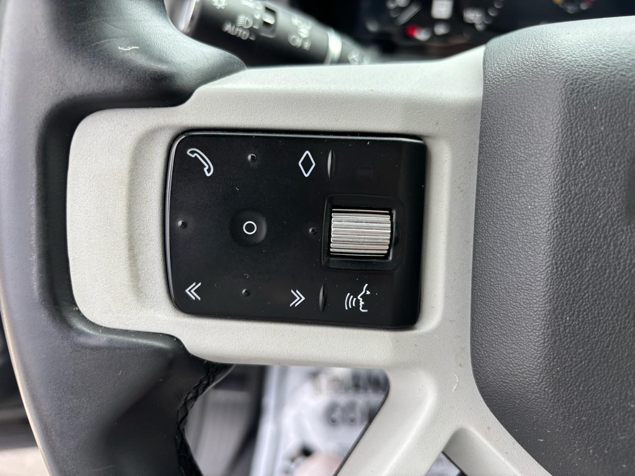 Land Rover Defender 110 S AWD 2023