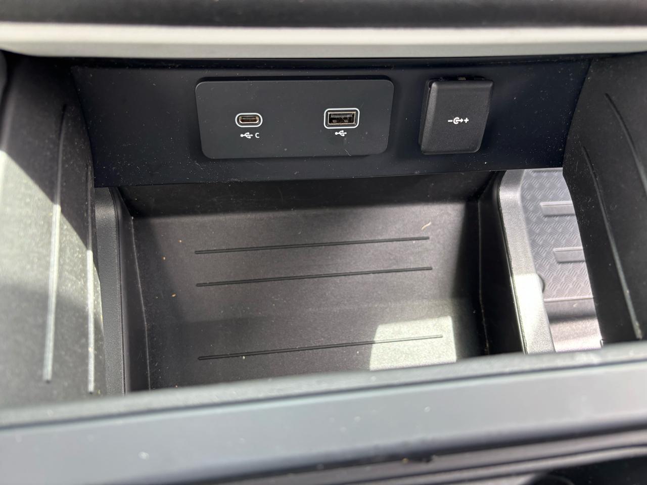 Land Rover Defender 110 S AWD 2023