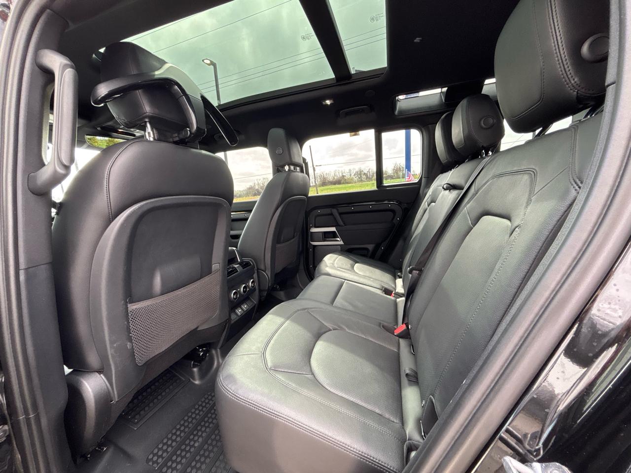 Land Rover Defender 110 S AWD 2023