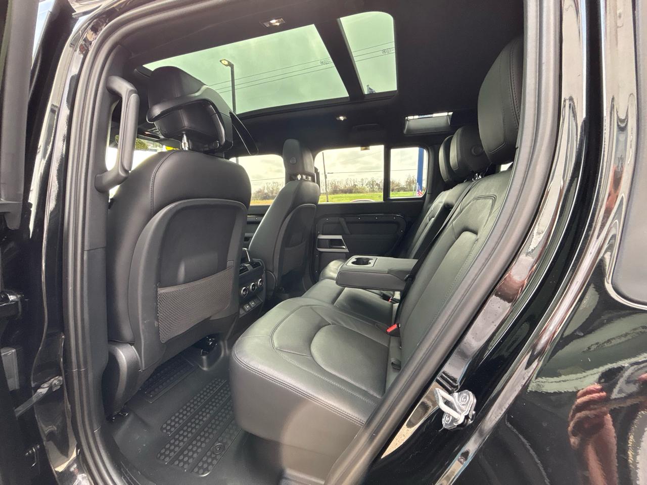 Land Rover Defender 110 S AWD 2023