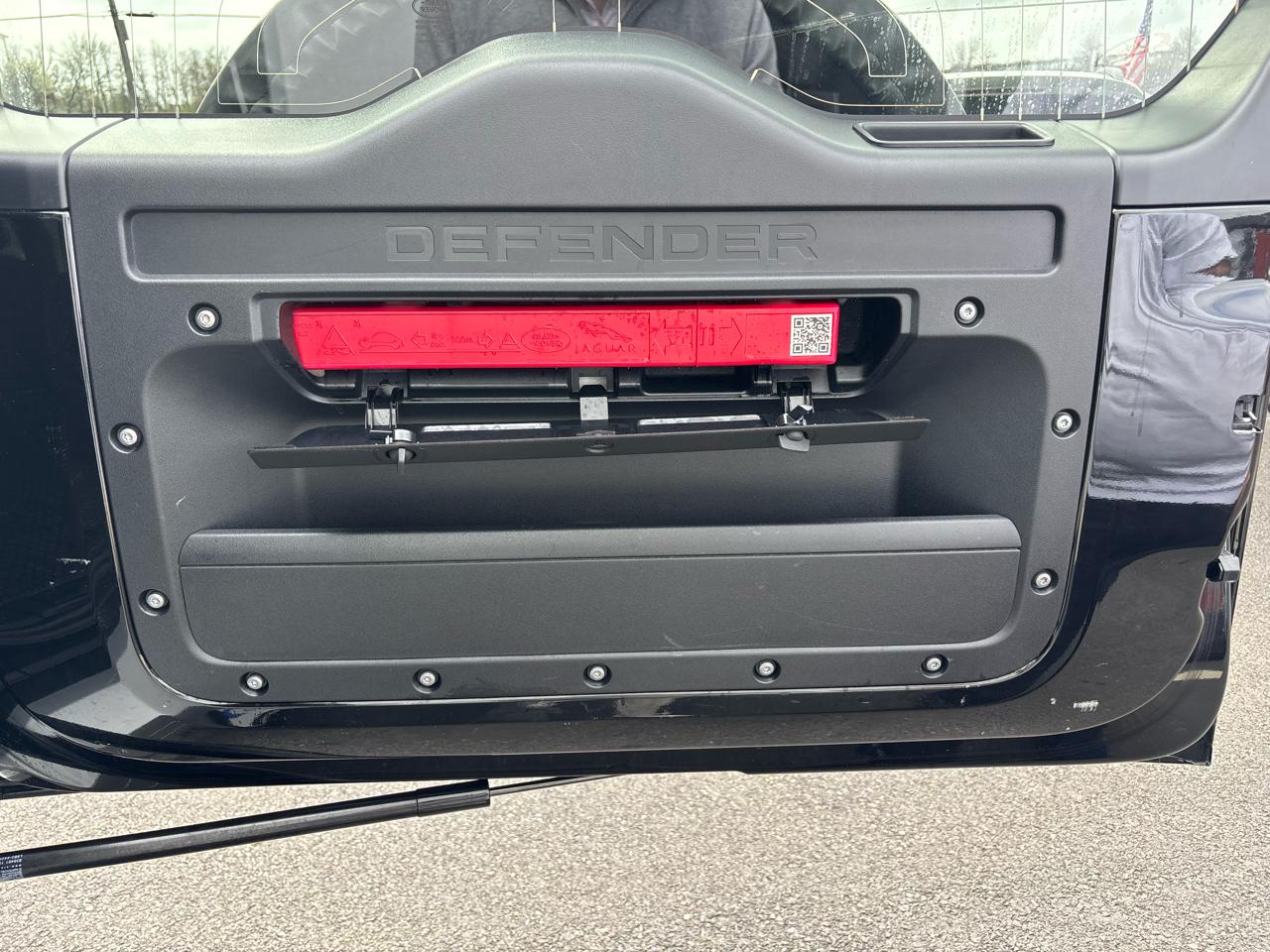 Land Rover Defender 110 S AWD 2023