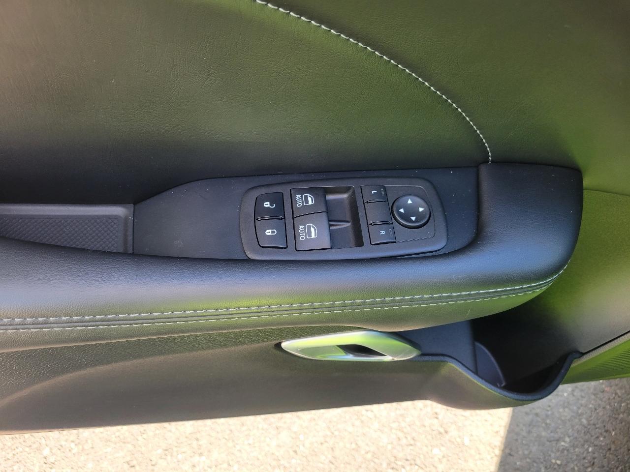 Dodge Challenger  2023