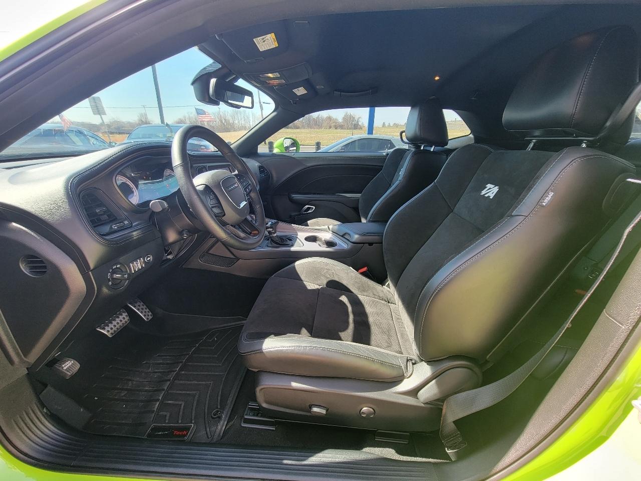 Dodge Challenger  2023