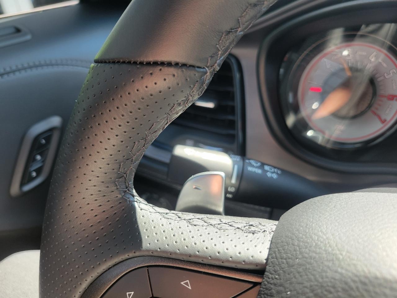 Dodge Challenger  2023