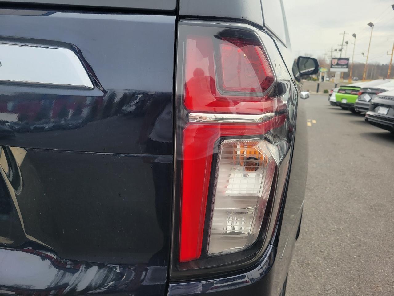 Chevrolet Tahoe 4WD 4dr Premier 2021