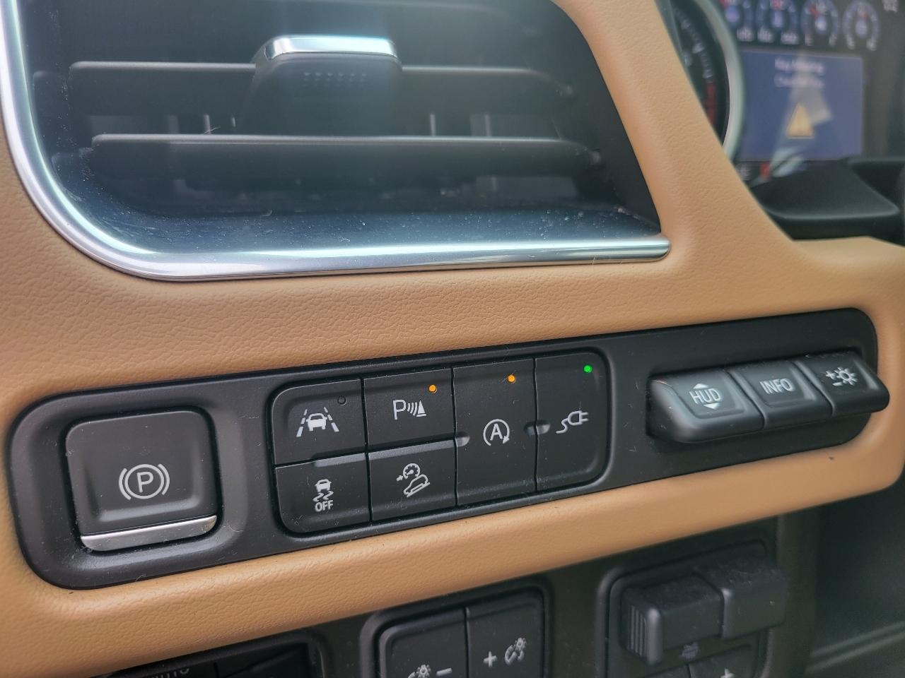 Chevrolet Tahoe 4WD 4dr Premier 2021