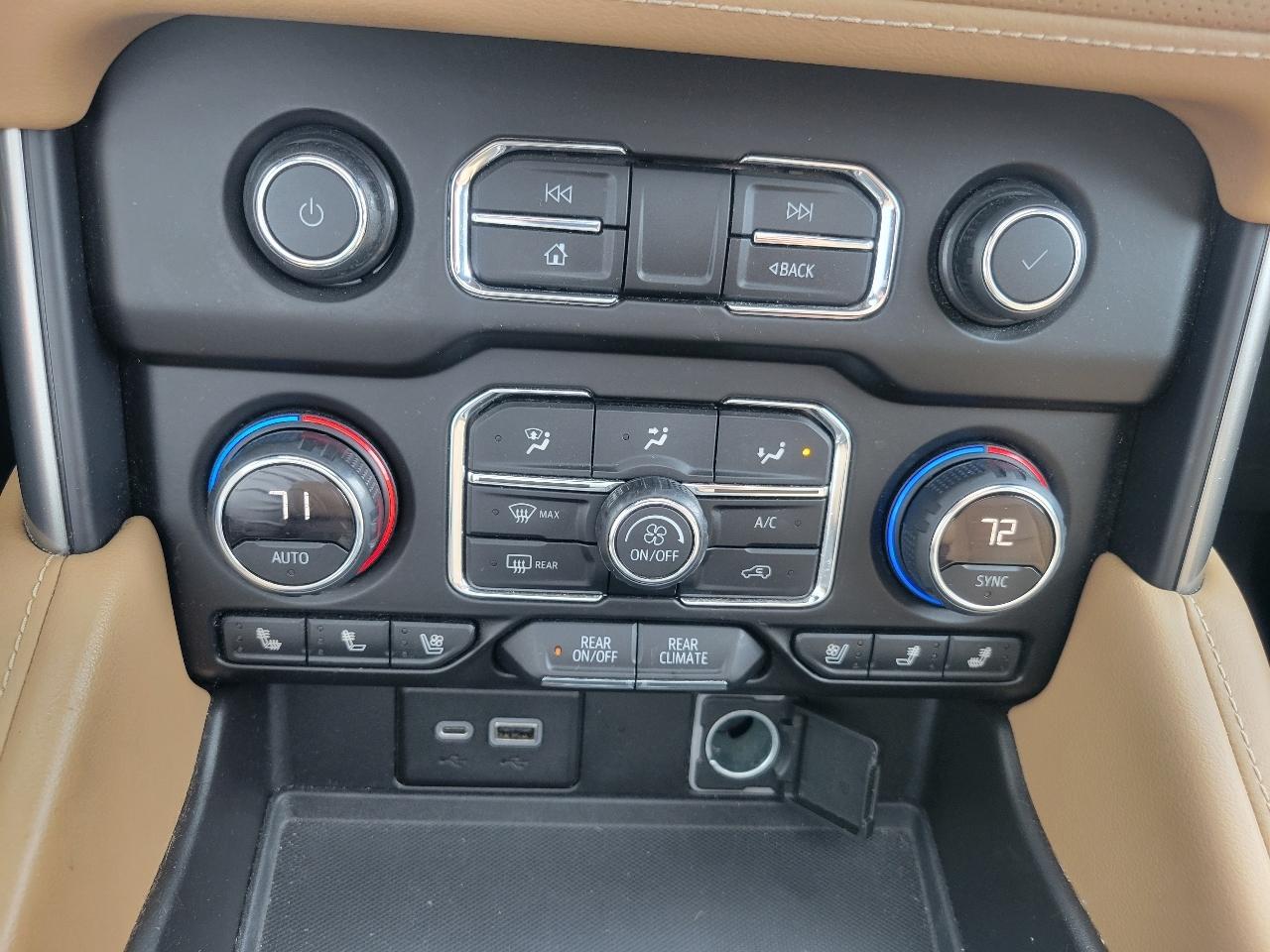 Chevrolet Tahoe 4WD 4dr Premier 2021