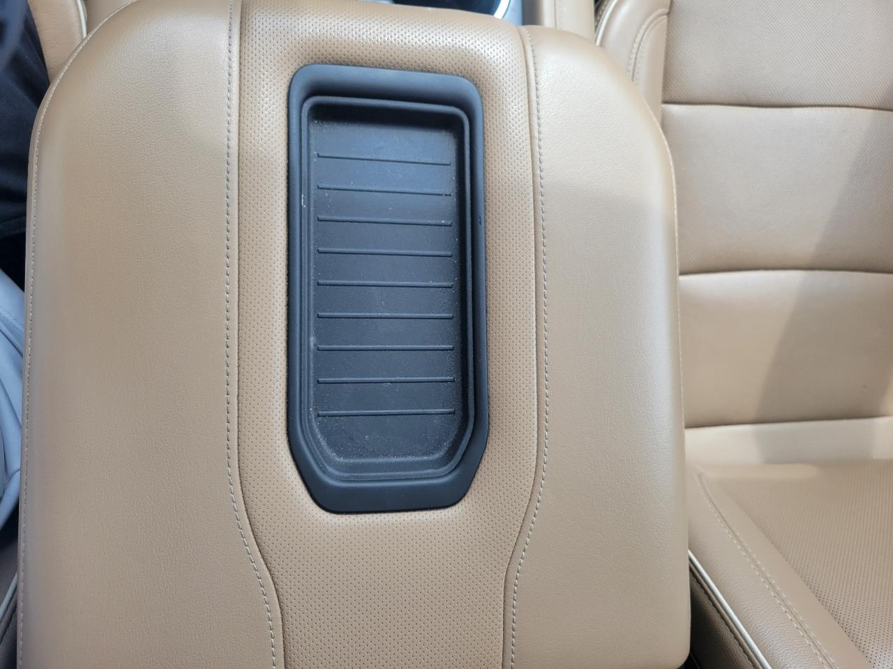 Chevrolet Tahoe 4WD 4dr Premier 2021