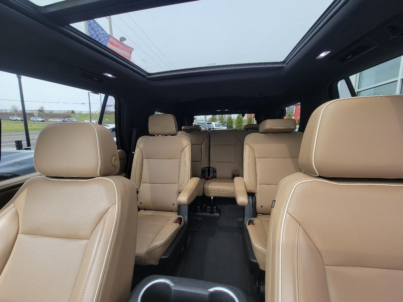 Chevrolet Tahoe 4WD 4dr Premier 2021