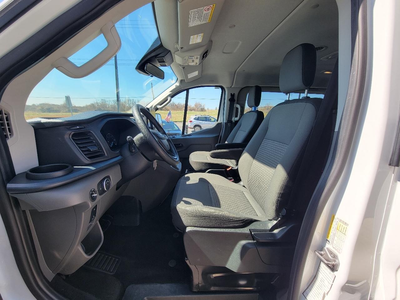 Ford Transit Passenger Wagon T-350 148" Low Roof XLT RWD 2024