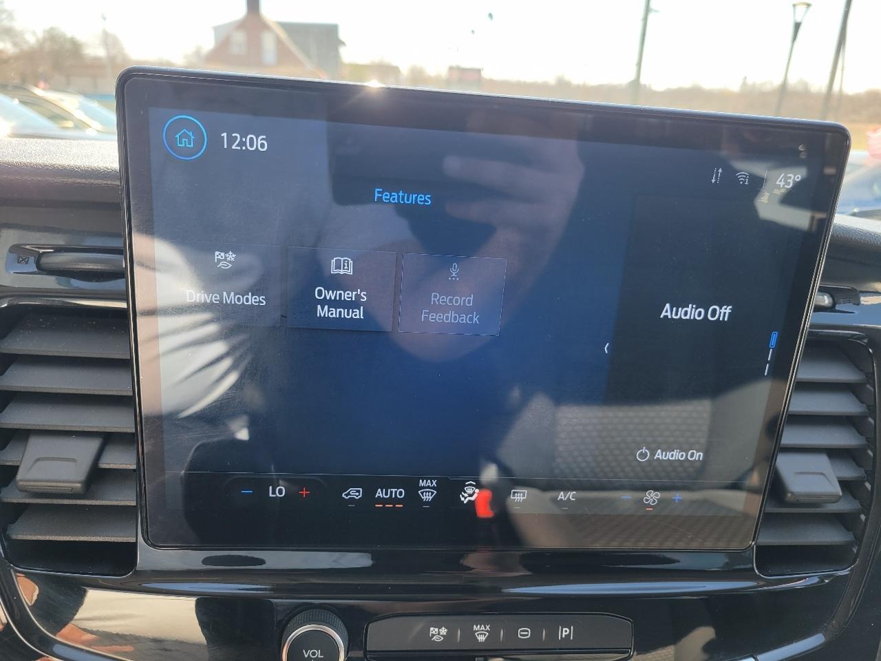 Ford Transit Passenger Wagon T-350 148" Low Roof XLT RWD 2024