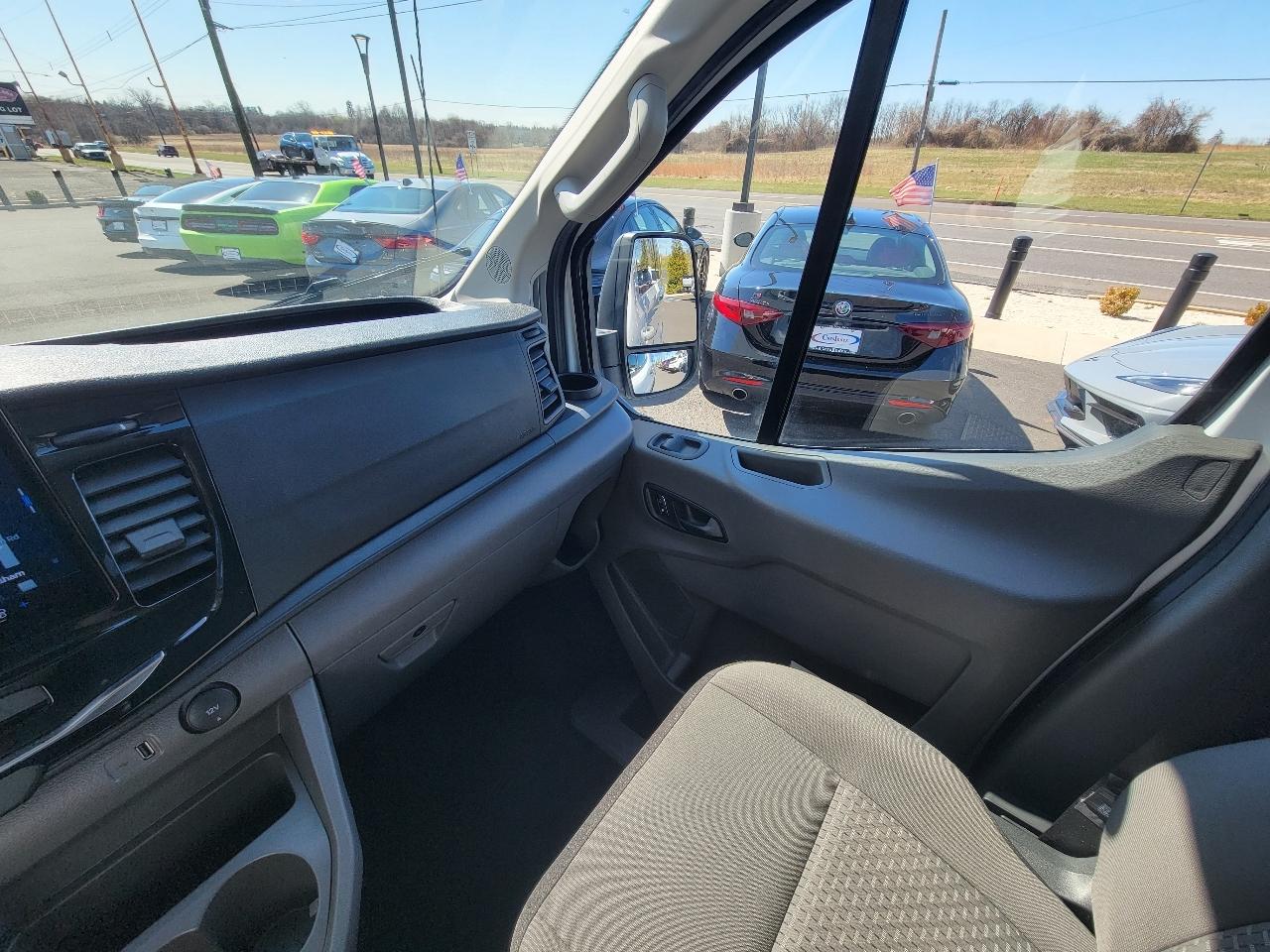 Ford Transit Passenger Wagon T-350 148" Low Roof XLT RWD 2024