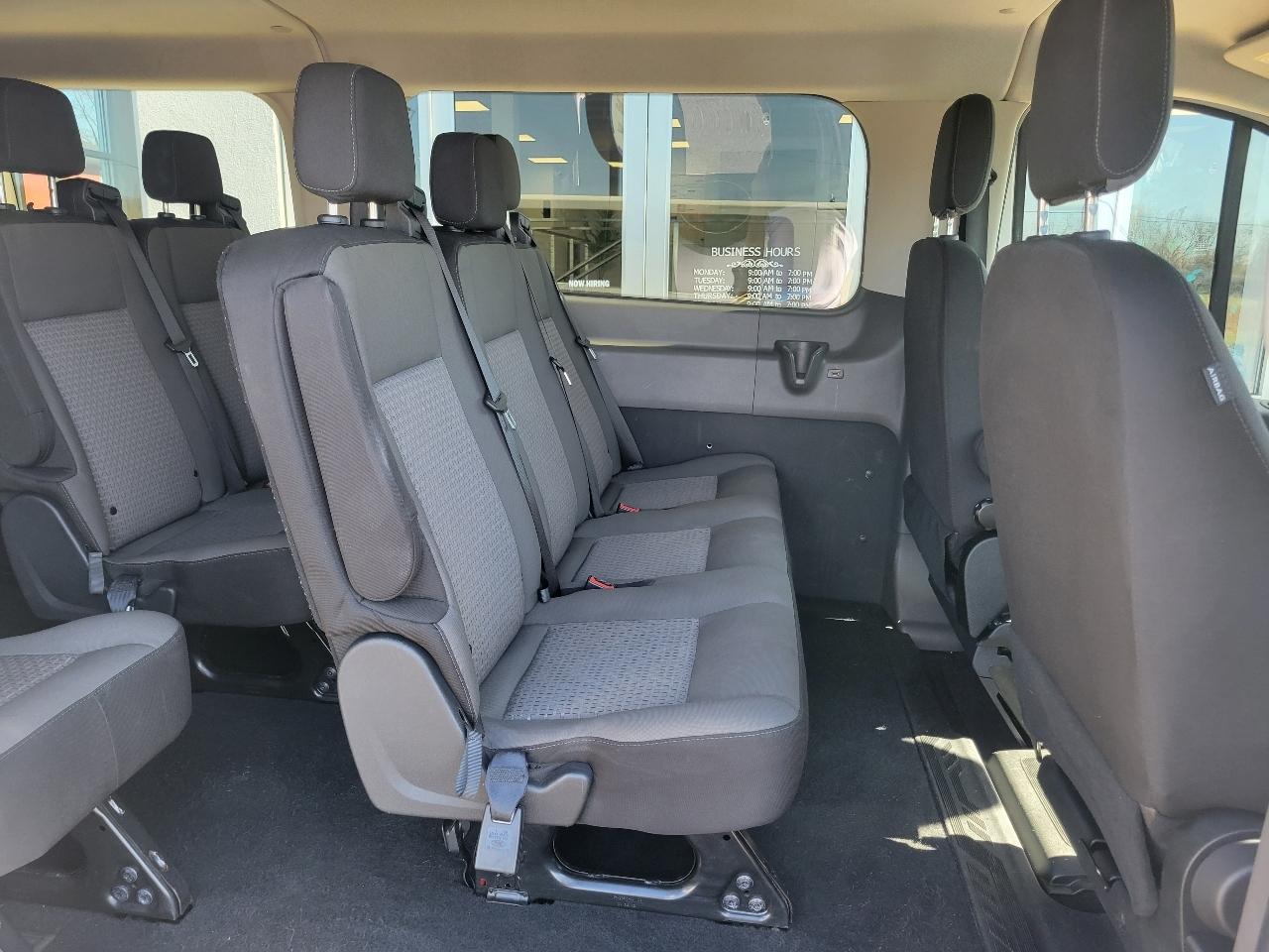 Ford Transit Passenger Wagon T-350 148" Low Roof XLT RWD 2024