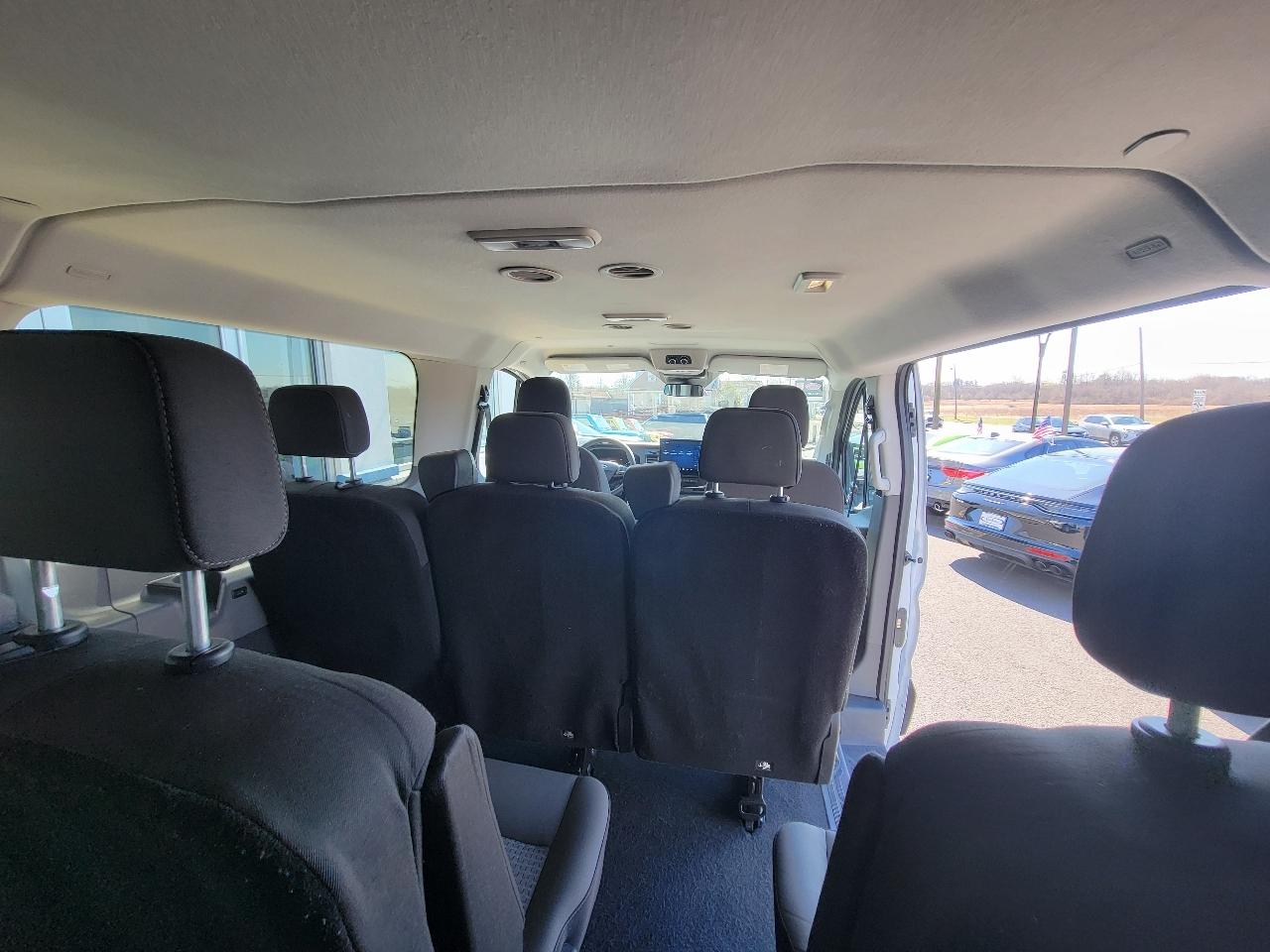 Ford Transit Passenger Wagon T-350 148" Low Roof XLT RWD 2024