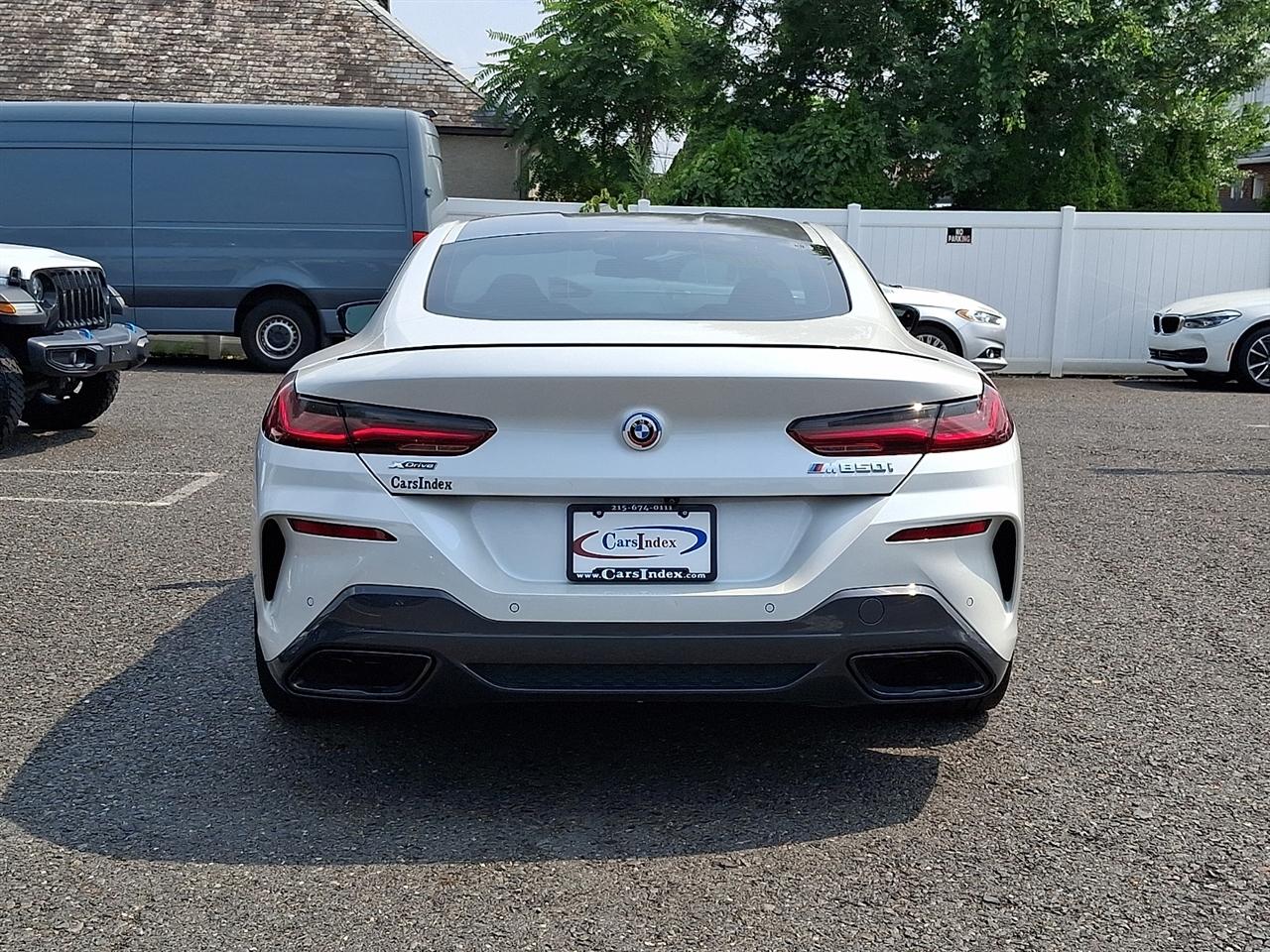BMW 8 Series M850i xDrive Coupe 2023