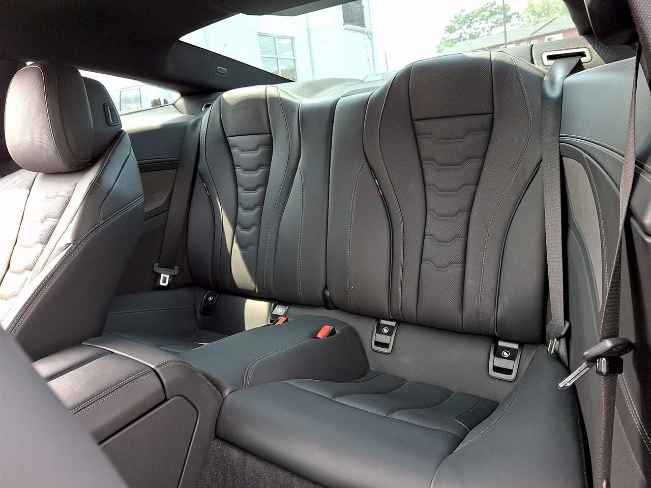 BMW 8 Series M850i xDrive Coupe 2023