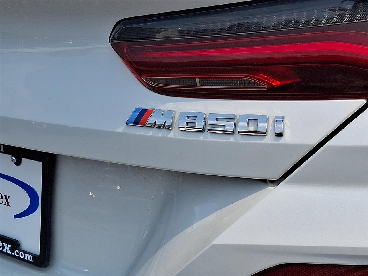 BMW 8 Series M850i xDrive Coupe 2023