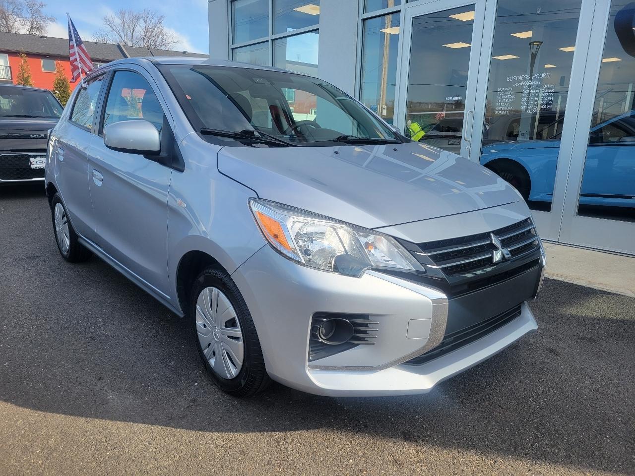 Mitsubishi Mirage ES CVT 2022