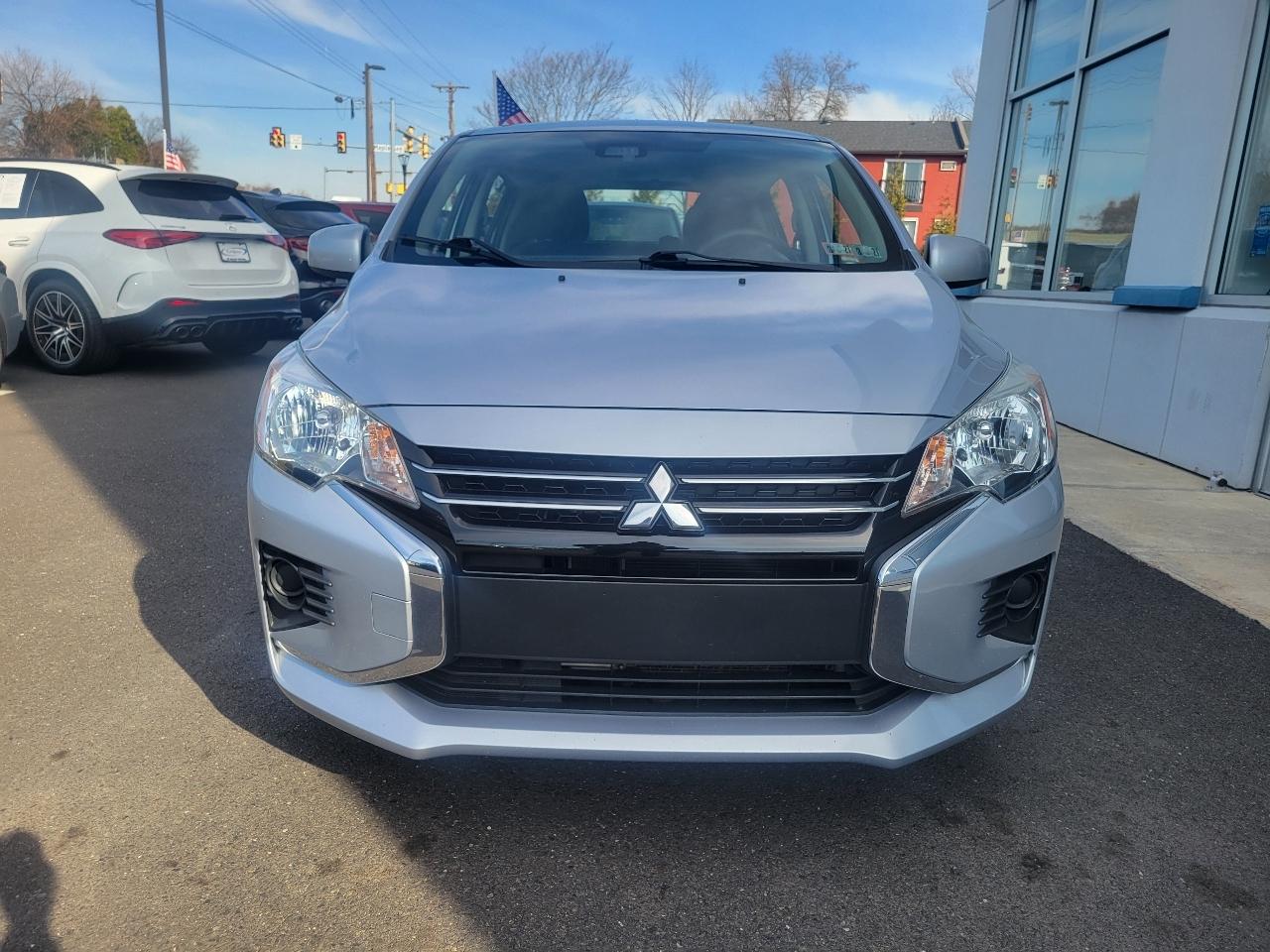 Mitsubishi Mirage ES CVT 2022