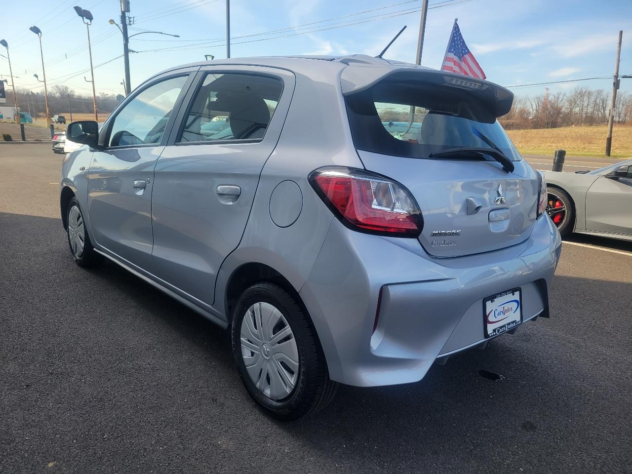 Mitsubishi Mirage ES CVT 2022