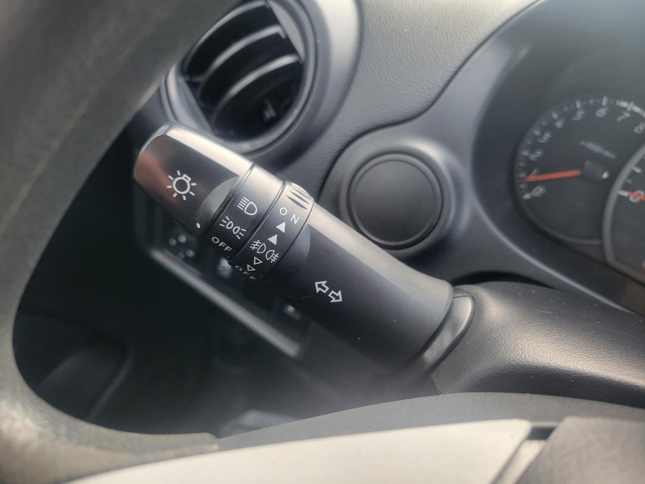 Mitsubishi Mirage ES CVT 2022