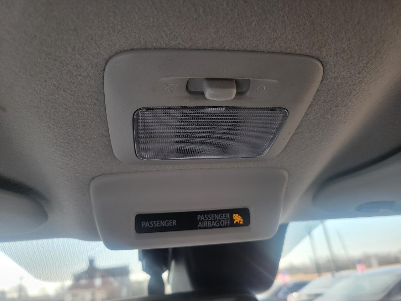 Mitsubishi Mirage ES CVT 2022