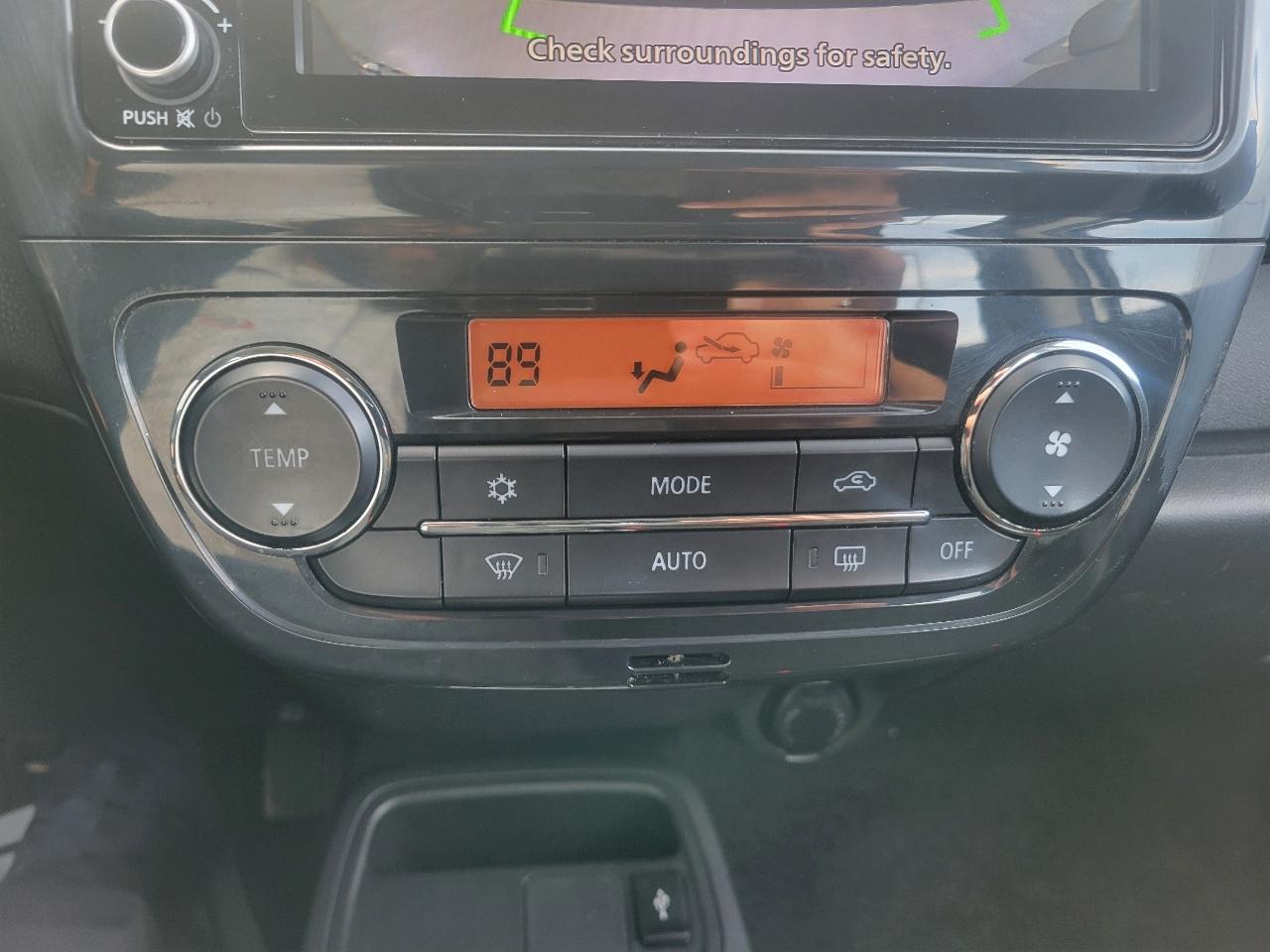 Mitsubishi Mirage ES CVT 2022