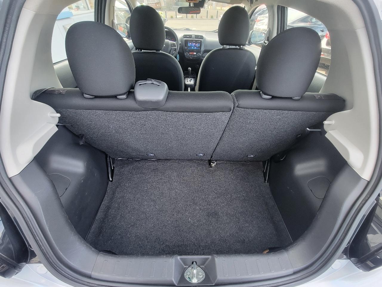 Mitsubishi Mirage ES CVT 2022