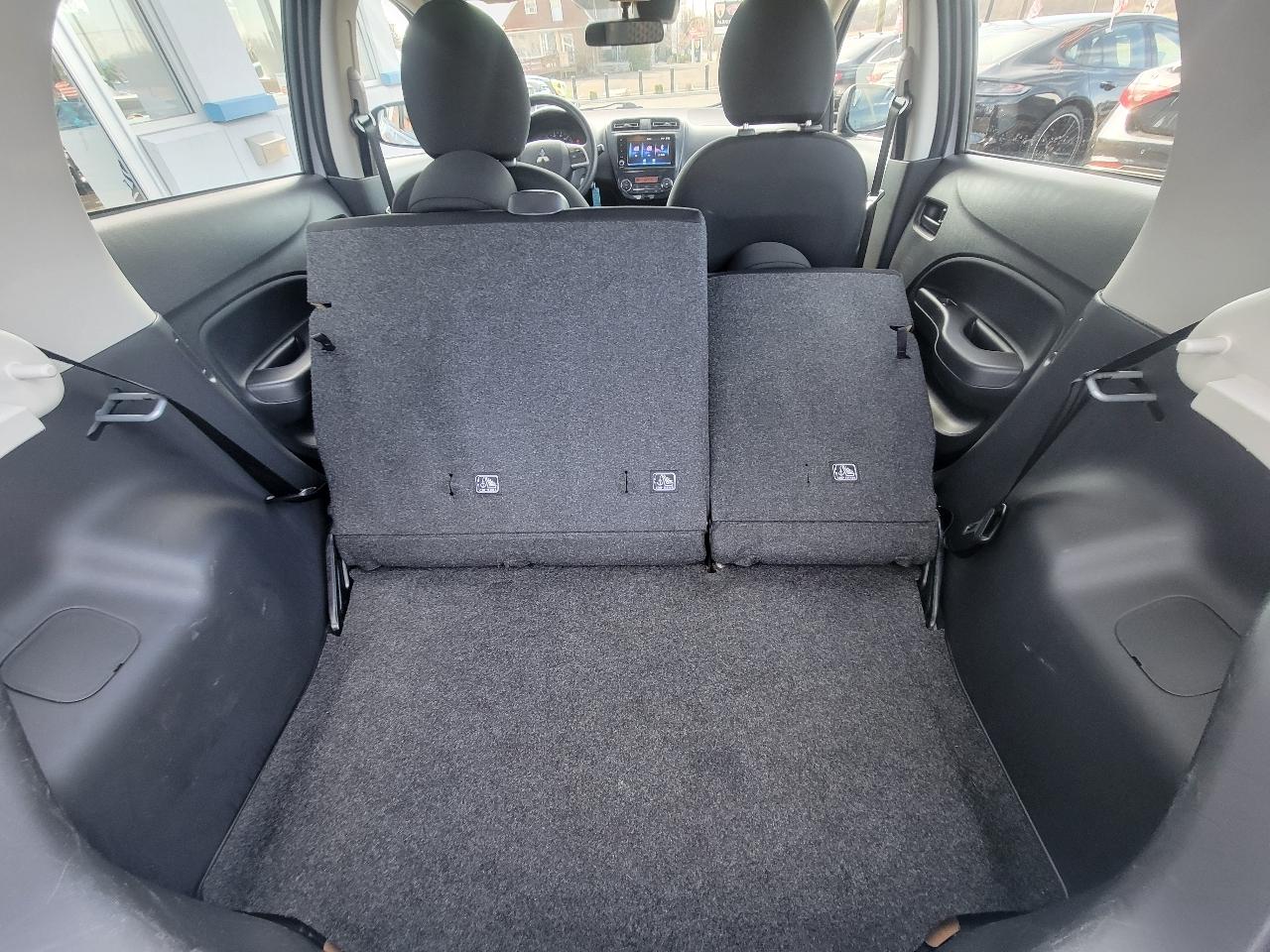 Mitsubishi Mirage ES CVT 2022