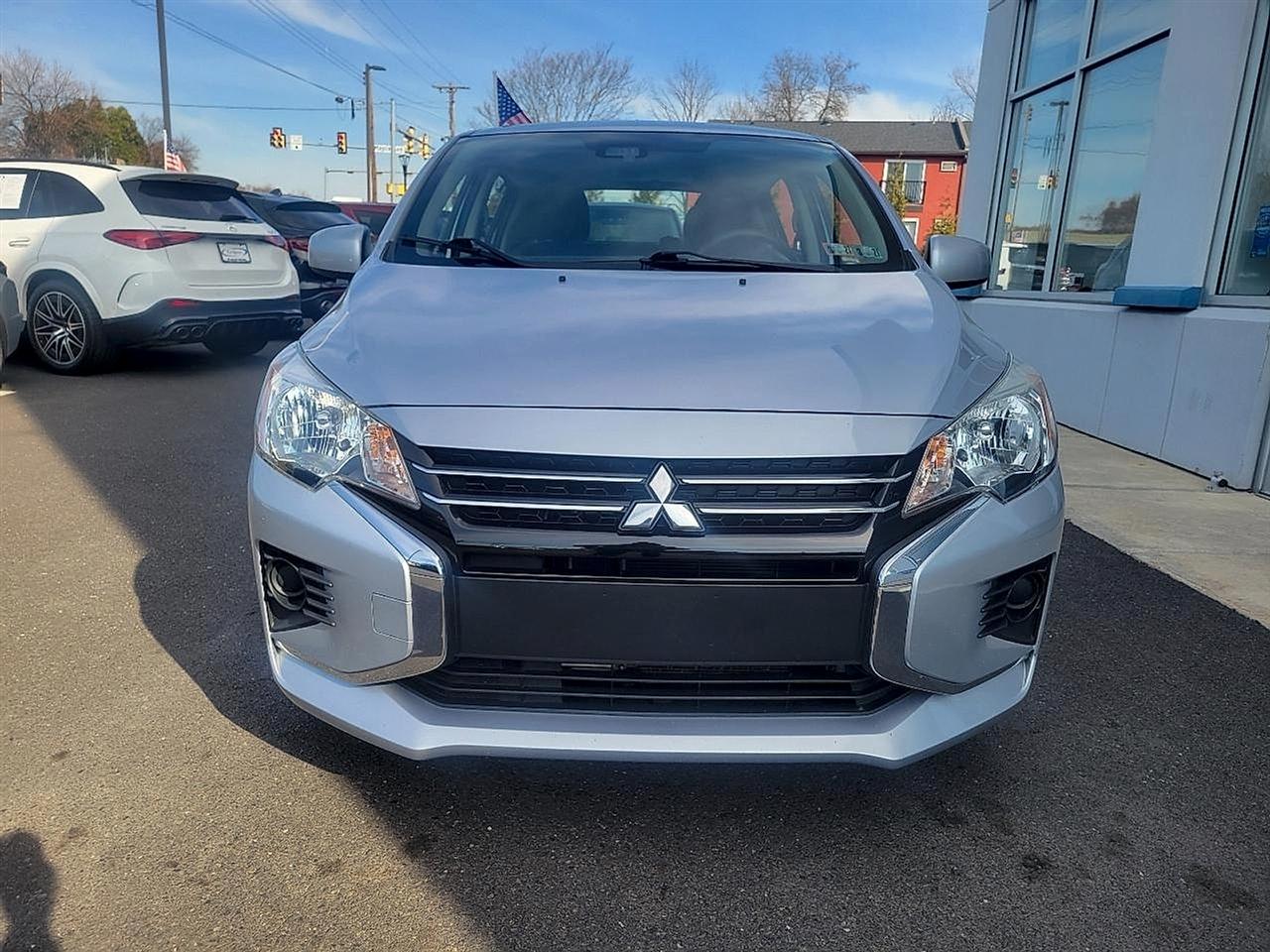 Mitsubishi Mirage ES CVT 2022