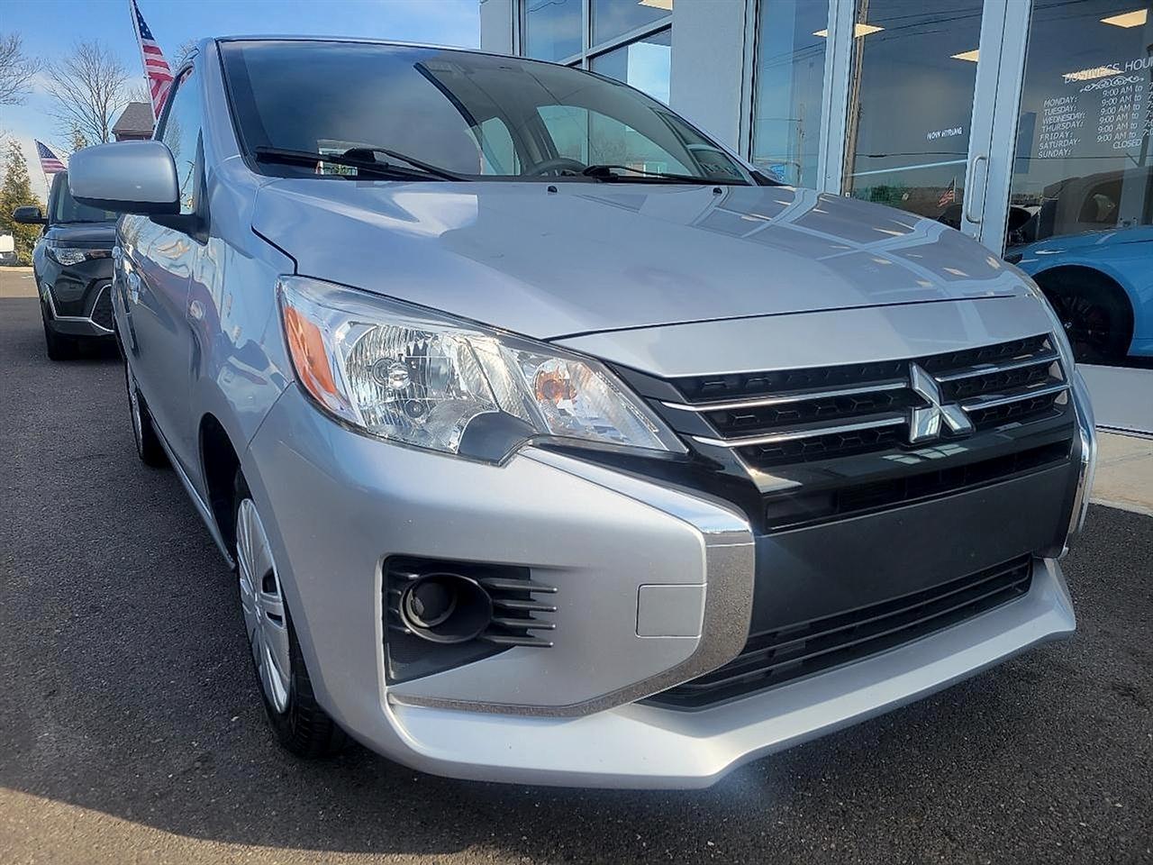 Mitsubishi Mirage ES CVT 2022
