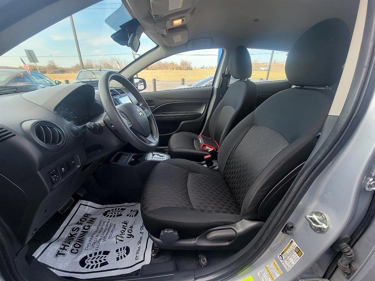Mitsubishi Mirage ES CVT 2022