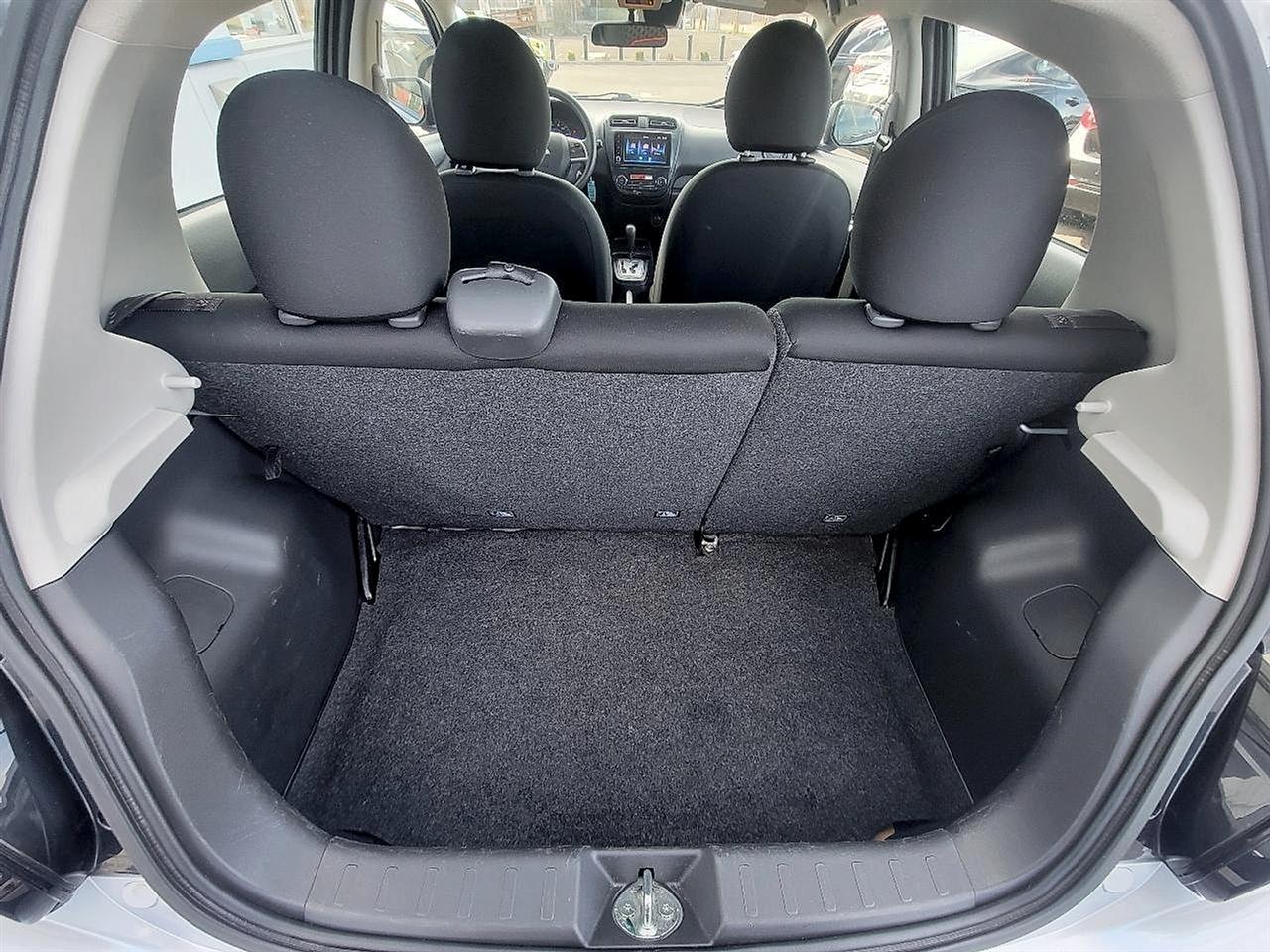 Mitsubishi Mirage ES CVT 2022