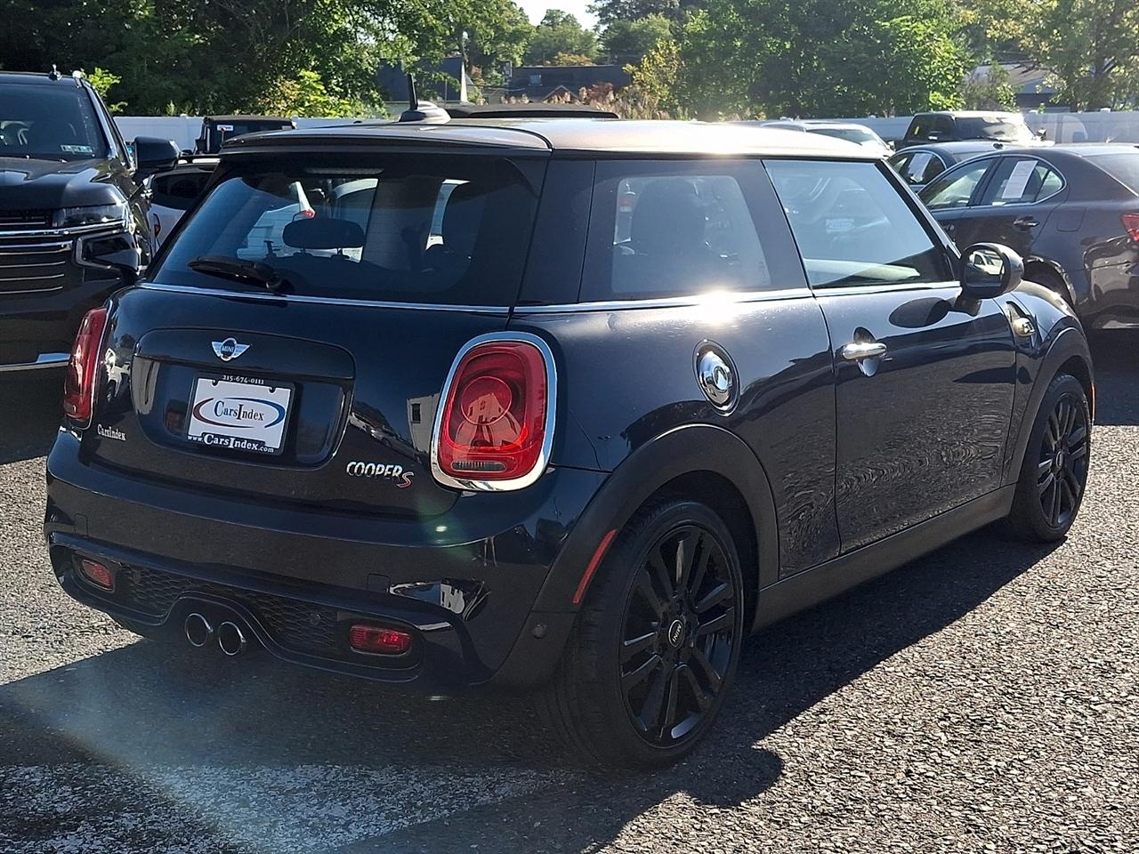 MINI Hardtop 2 Door Cooper S FWD 2017