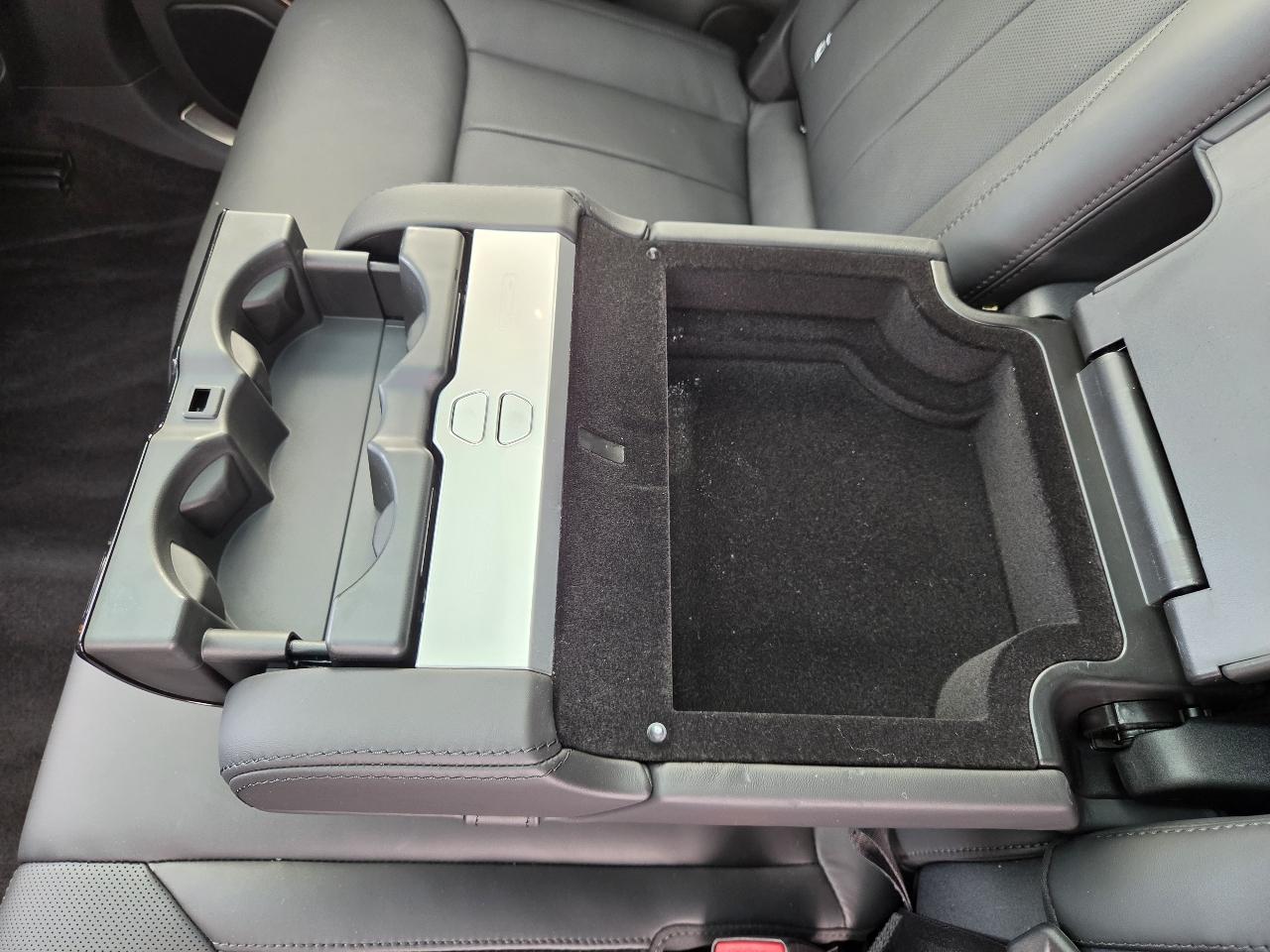 Land Rover Range Rover Sport P360 SE 2024