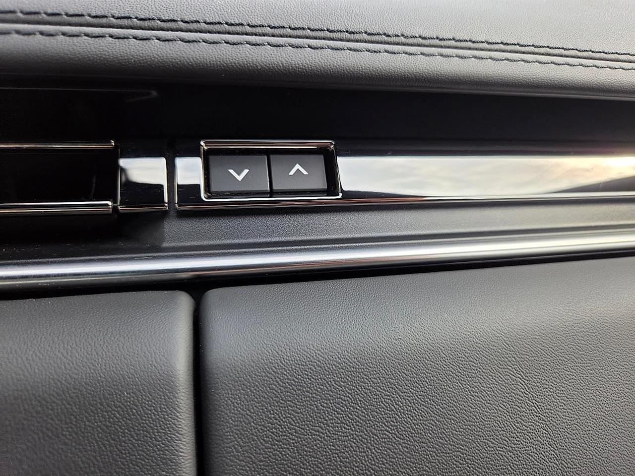 Land Rover Range Rover Sport P360 SE 2024