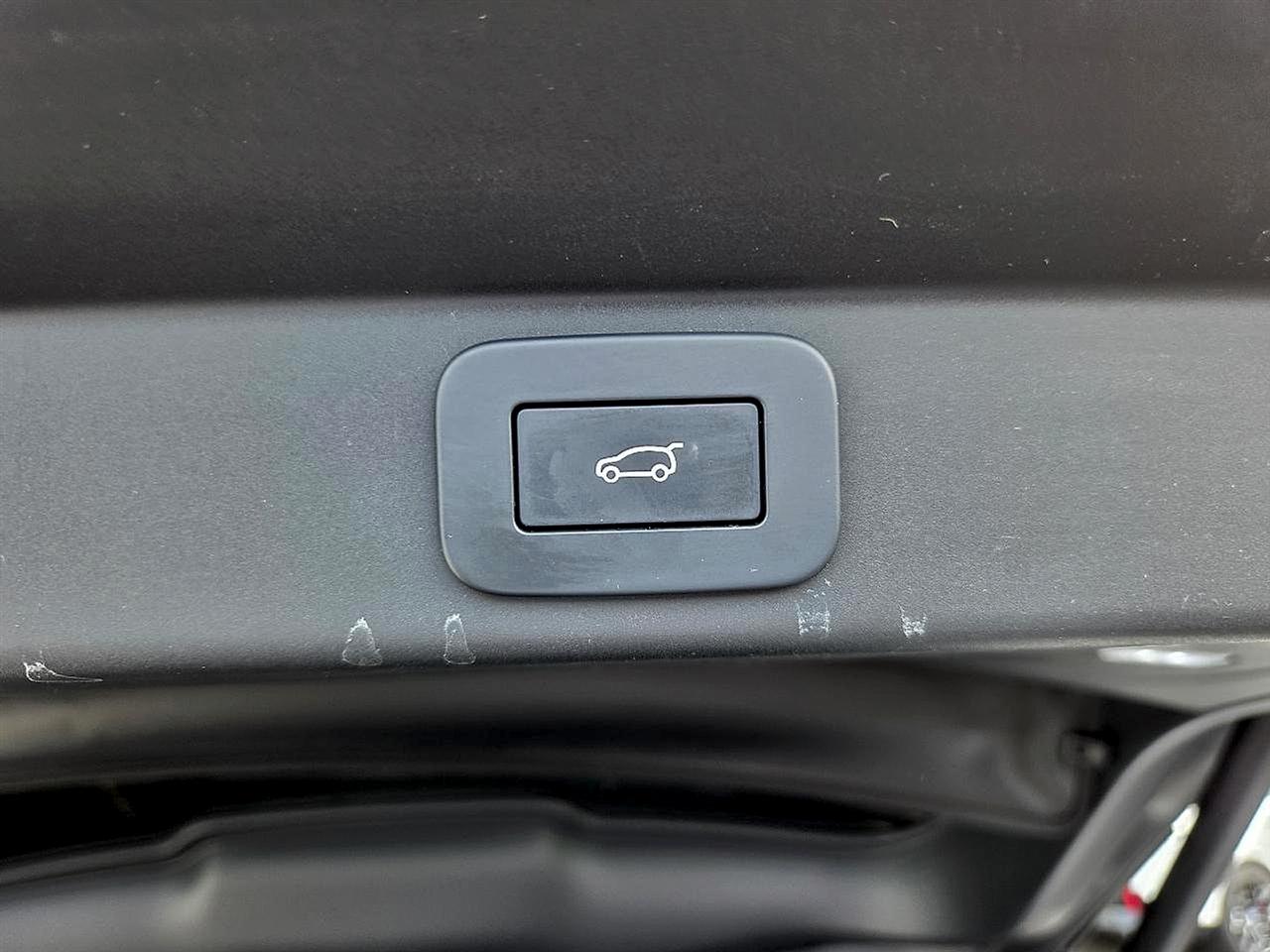 Land Rover Range Rover Sport P360 SE 2024