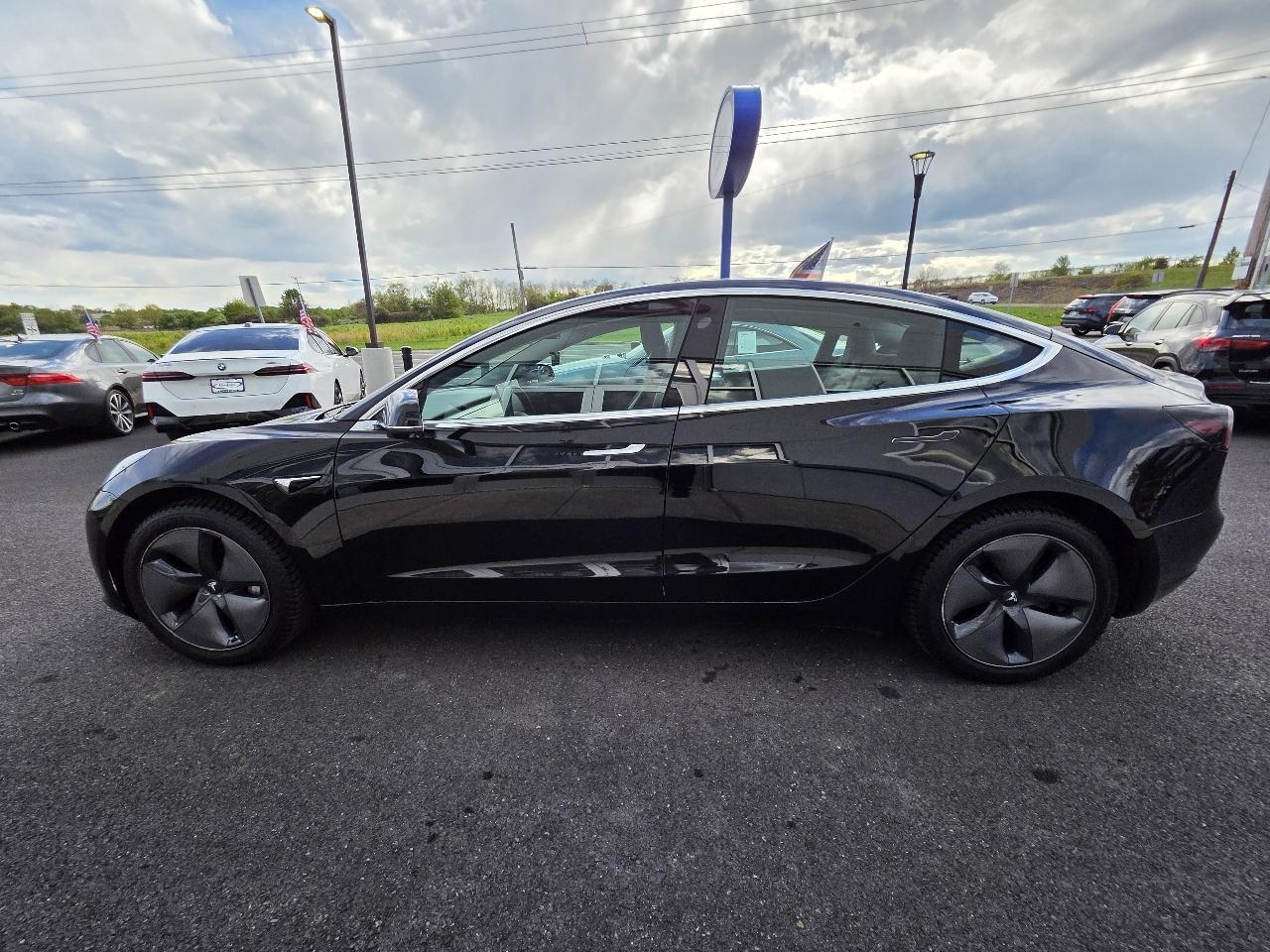 Tesla Model 3 Mid Range RWD *Ltd Avail* 2019