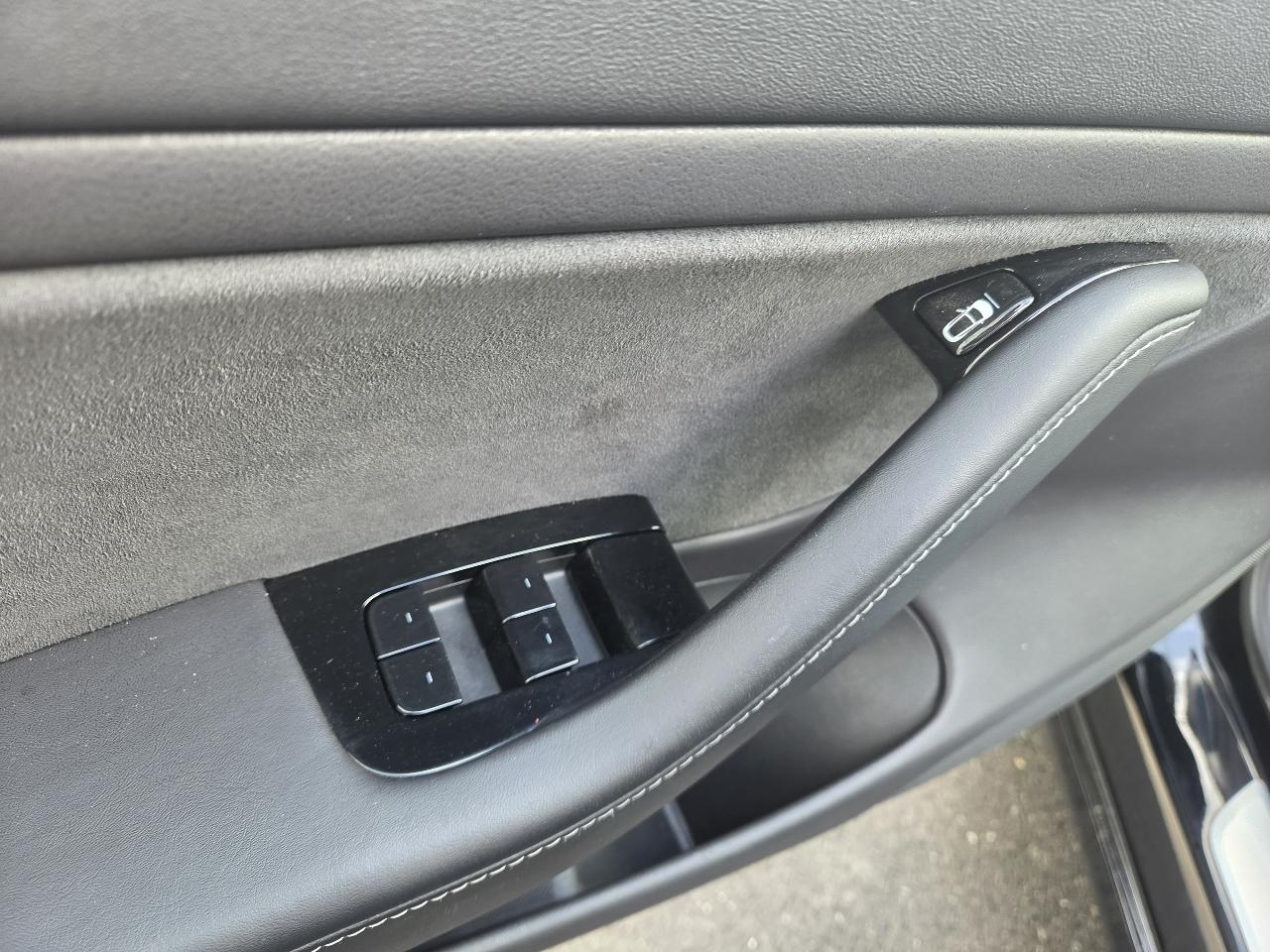 Tesla Model 3 Mid Range RWD *Ltd Avail* 2019