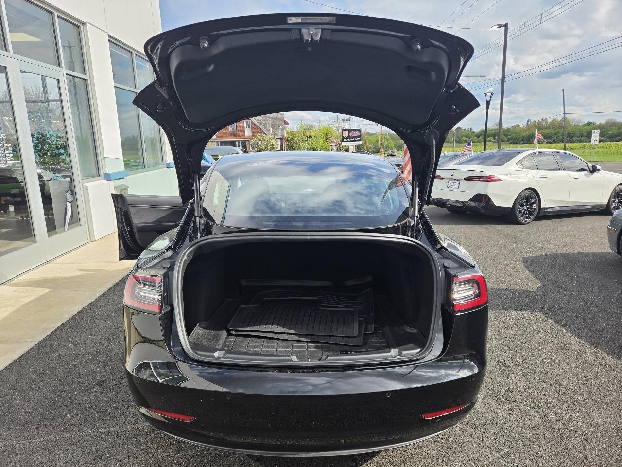 Tesla Model 3 Mid Range RWD *Ltd Avail* 2019