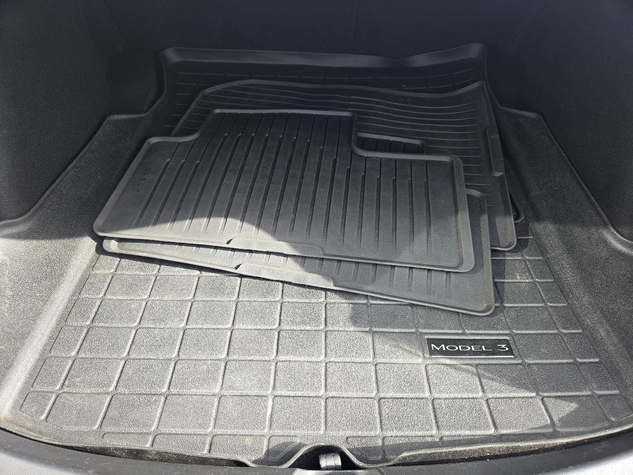 Tesla Model 3 Mid Range RWD *Ltd Avail* 2019