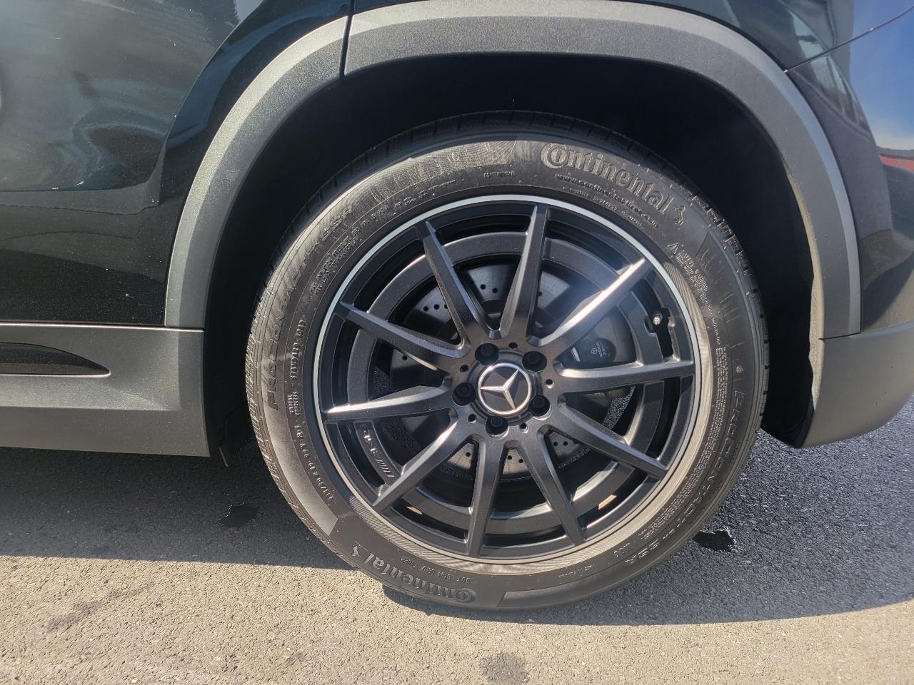 Mercedes-Benz GLA AMG GLA 35 4MATIC SUV 2022