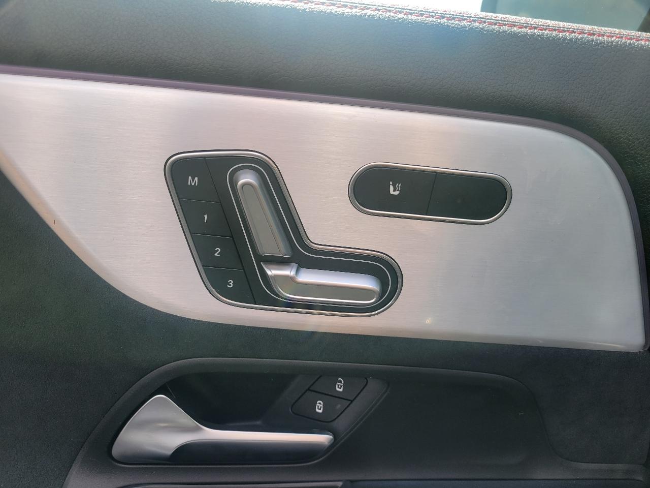 Mercedes-Benz GLA AMG GLA 35 4MATIC SUV 2022