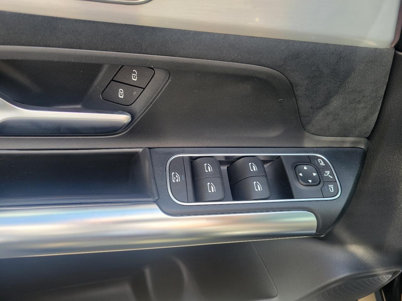 Mercedes-Benz GLA AMG GLA 35 4MATIC SUV 2022