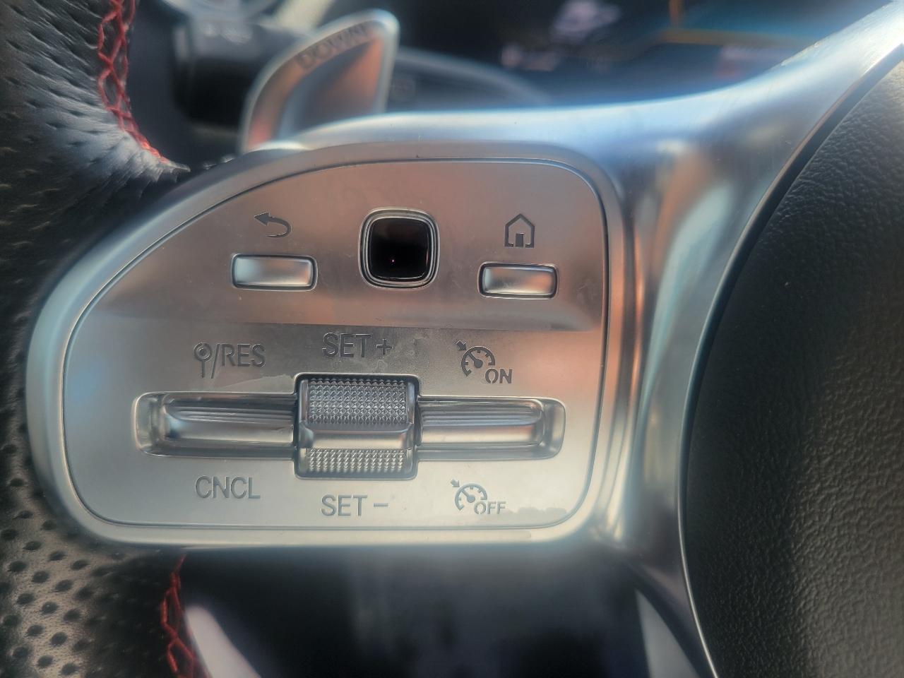 Mercedes-Benz GLA AMG GLA 35 4MATIC SUV 2022