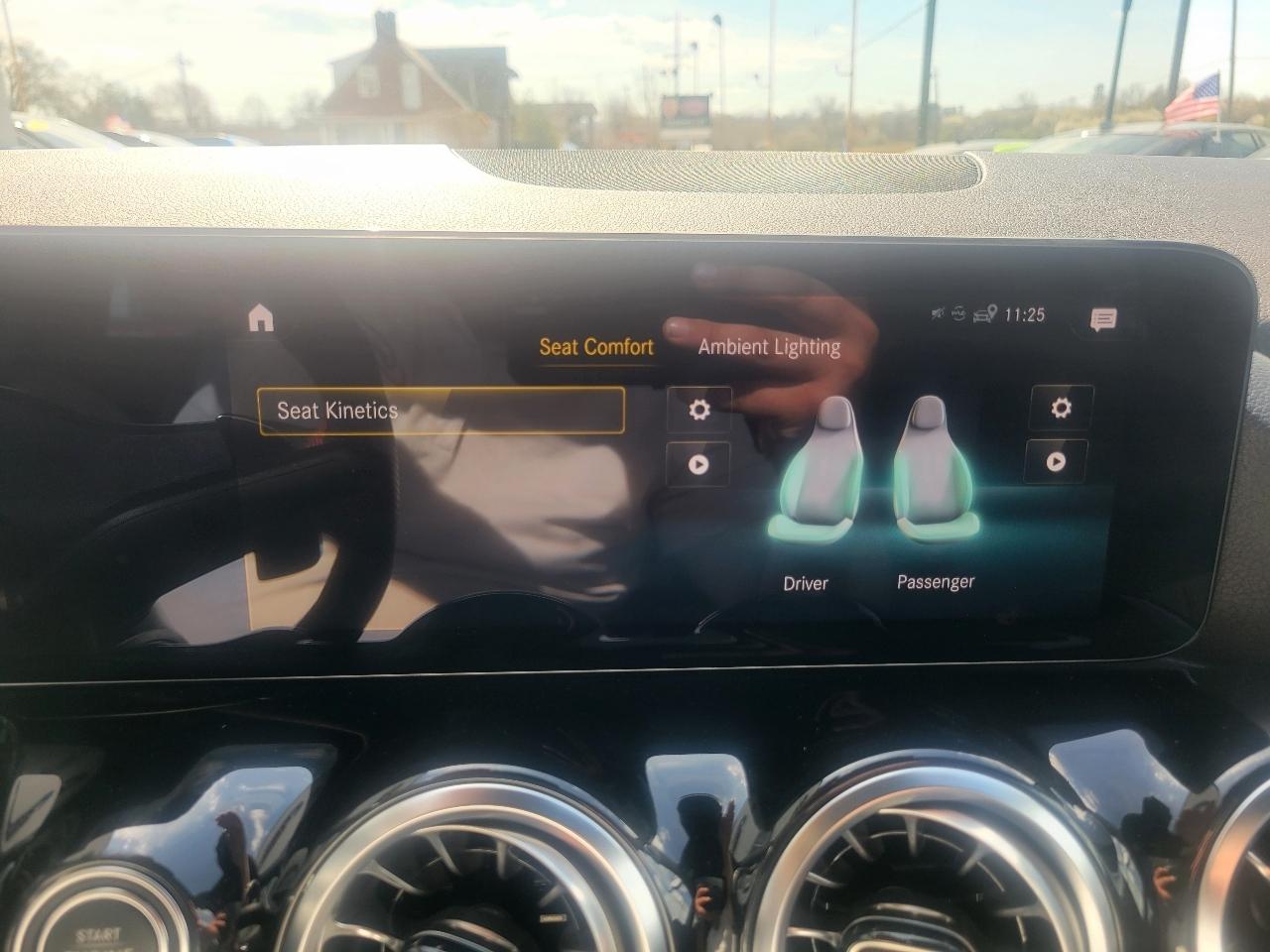 Mercedes-Benz GLA AMG GLA 35 4MATIC SUV 2022