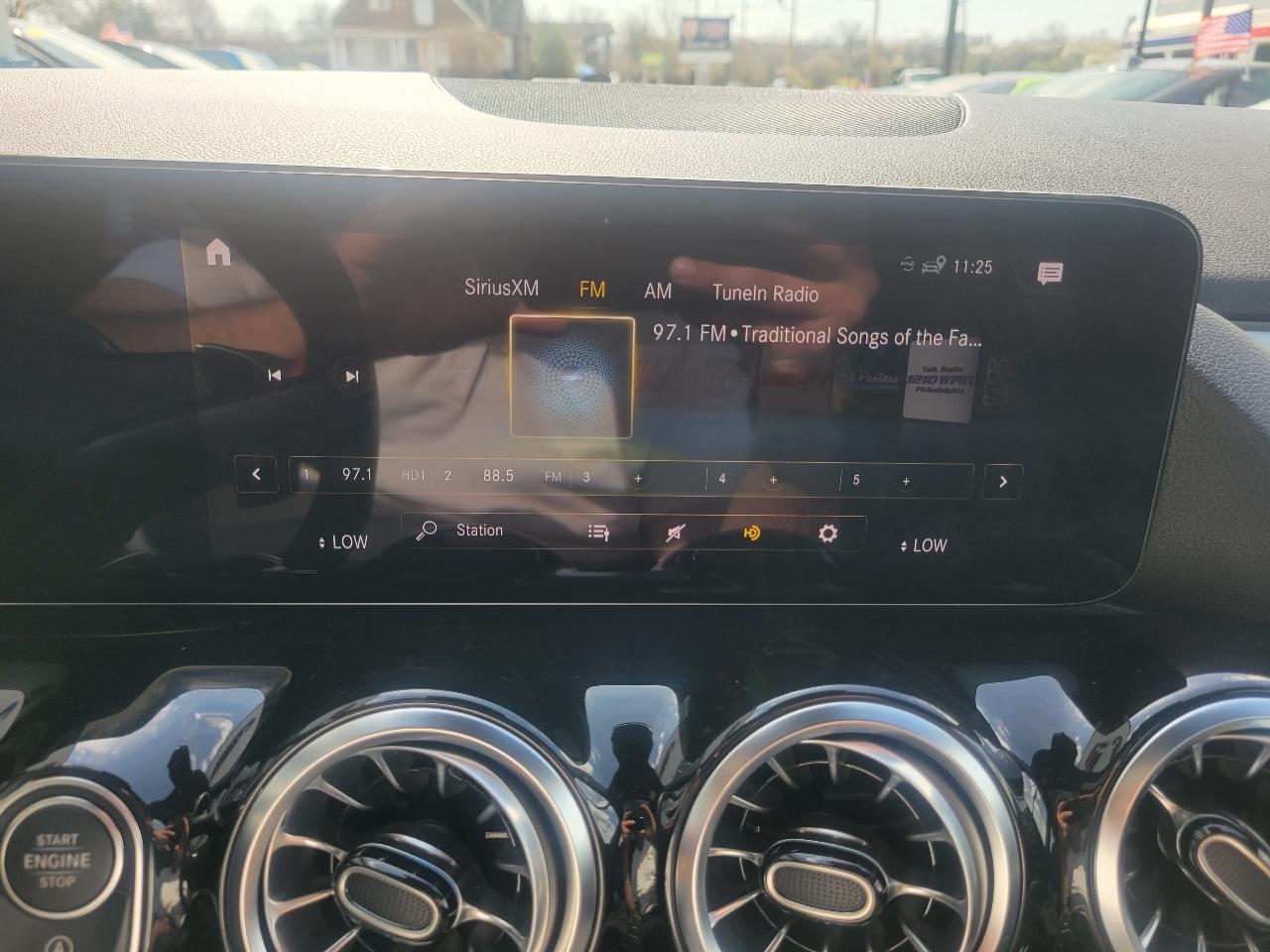 Mercedes-Benz GLA AMG GLA 35 4MATIC SUV 2022