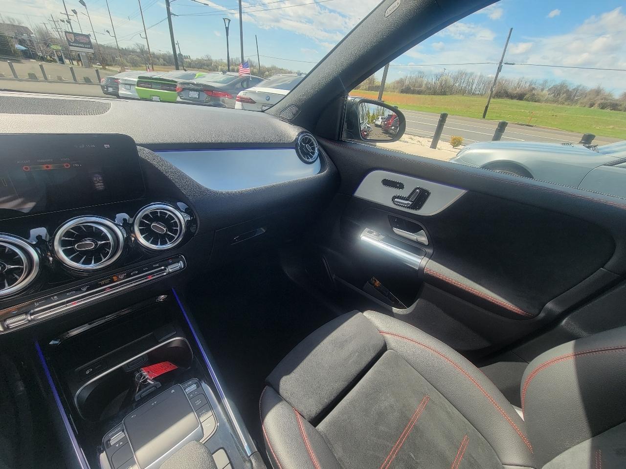 Mercedes-Benz GLA AMG GLA 35 4MATIC SUV 2022